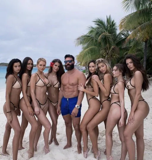 Afbeeldingslocatie: https://tweakers.net/i/AyToGpihSN0uY4DprQ6ZBOOg8tA=/full-fit-in/4920x3264/filters:max_bytes(3145728):no_upscale():fill(white):strip_exif()/f/image/332oD15dcE5c8S3oVwjDvSqV.webp?f=user_large