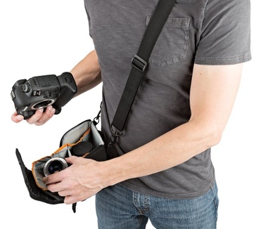 Lowepro ProTactic Lens Exchange 100 AW