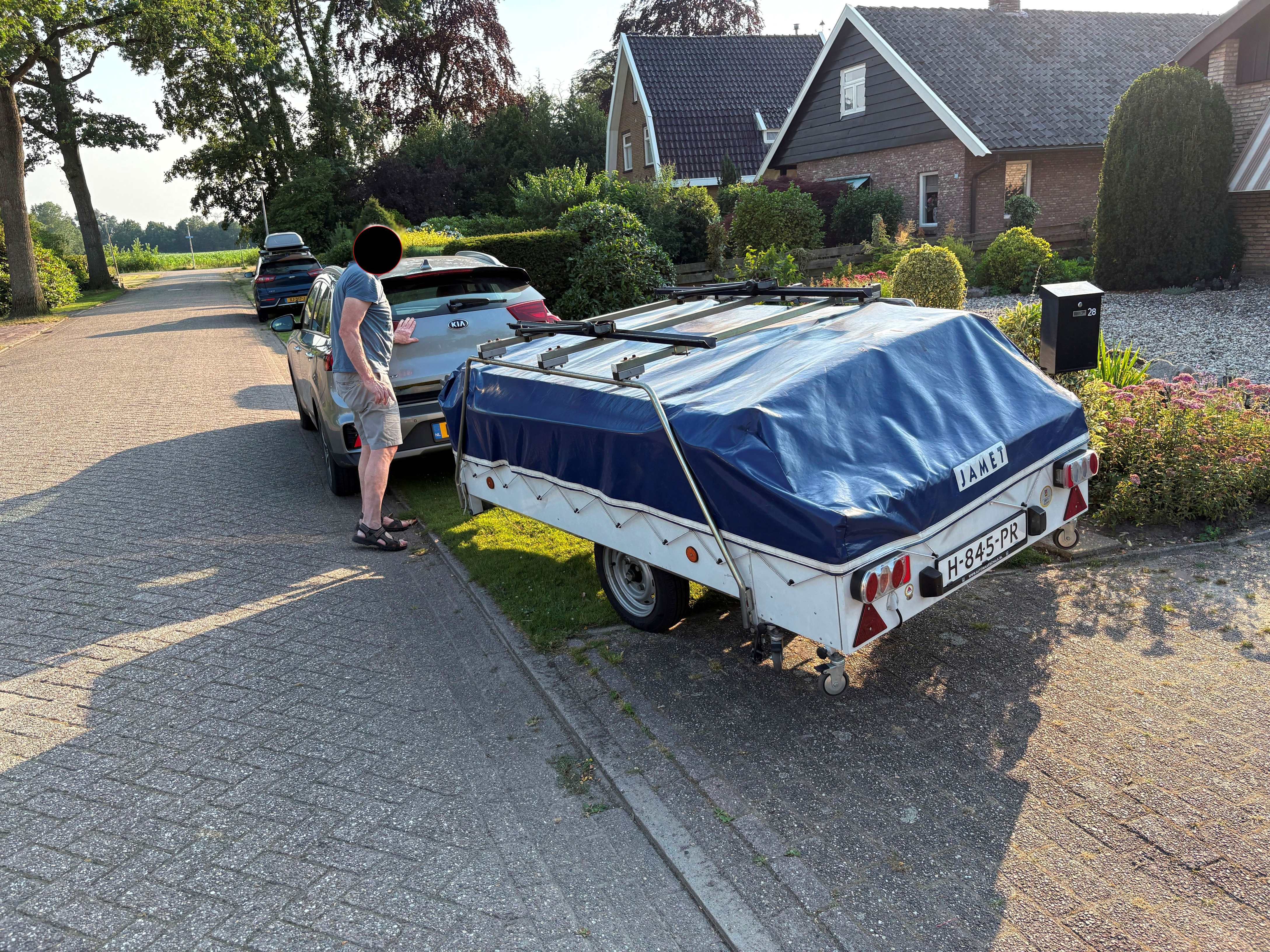 Afbeeldingslocatie: https://tweakers.net/i/AzgJFRWhtRjuouwG981wBx5V01Y=/fit-in/4920x3264/filters:max_bytes(3145728):no_upscale():strip_icc():strip_exif()/f/image/tJtHcj7jgP7lNBo5qTvFSF8F.jpg?f=user_large