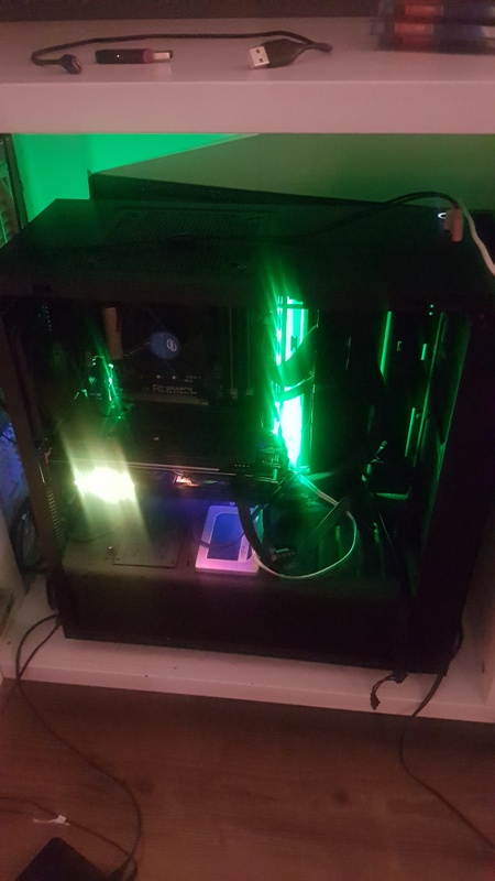 Afbeeldingslocatie: https://tweakers.net/i/AzskiKKqmHICZfCwMvfEIXit14o=/x800/filters:strip_icc():strip_exif()/f/image/5OLLtWPwPipgKdJlO6squ6Fr.jpg?f=fotoalbum_large