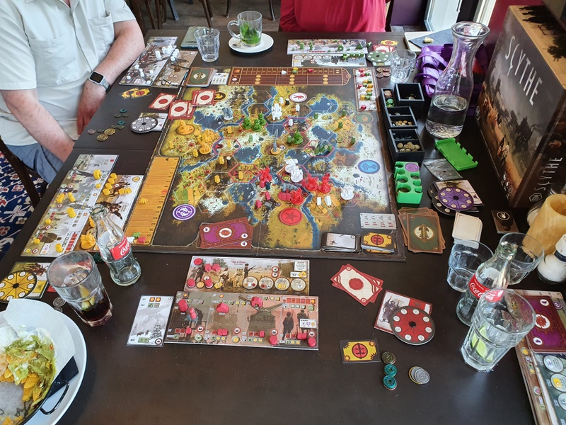 Afbeeldingslocatie: https://tweakers.net/i/B2krp2lRAFjI3R3L8E-dR8Iqit8=/800x/filters:strip_icc():strip_exif()/f/image/z4HY31RrlGE8GMzOMUzsVz2f.jpg?f=fotoalbum_large