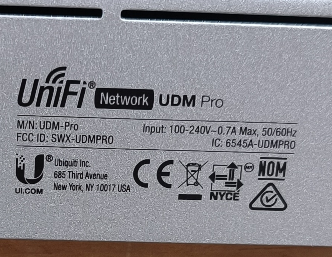 Ubiquiti UniFi Dream Machine Professional (EU-model) aangeboden - Vraag ...