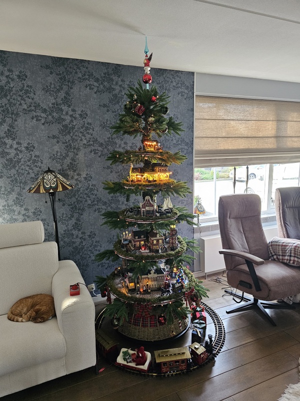 Afbeeldingslocatie: https://tweakers.net/i/B3YcdxKYwXI5qViSljX5hLjltSk=/x800/filters:strip_icc():strip_exif()/f/image/Ghrd6GOz8d4cgamAwrsjgJwi.jpg?f=fotoalbum_large