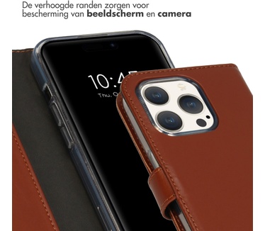 Selencia Echt Lederen Bookcase iPhone 15 Pro - Lichtbruin