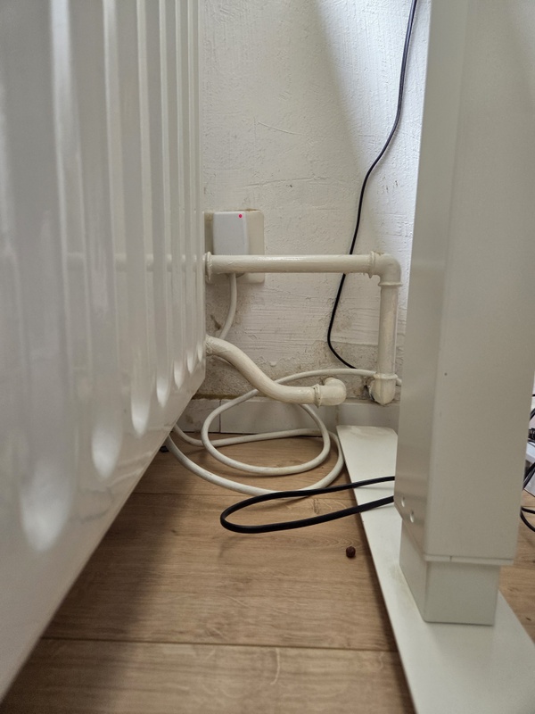 Afbeeldingslocatie: https://tweakers.net/i/B699XV6ZMjAA_vgVxUOBA6XfqeQ=/x800/filters:strip_icc():strip_exif()/f/image/pwHh82pPYAV94wUqPa8u892g.jpg?f=fotoalbum_large