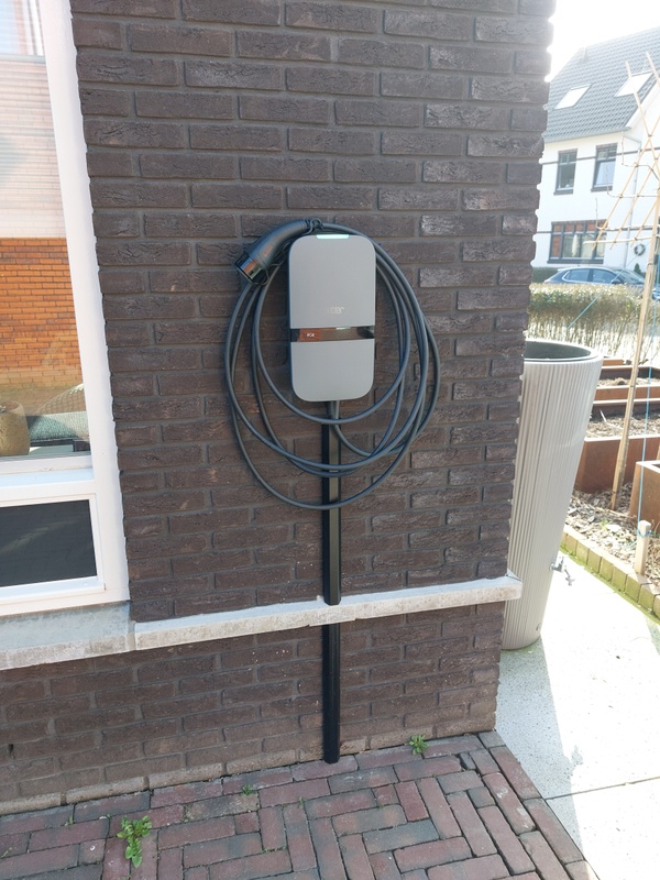 Afbeeldingslocatie: https://tweakers.net/i/B6Qtusv1S9QXWEG-jGwWxaubpBI=/x800/filters:strip_icc():strip_exif()/f/image/5VQ0EdGG8dvxU3Za6S9epejZ.jpg?f=fotoalbum_large