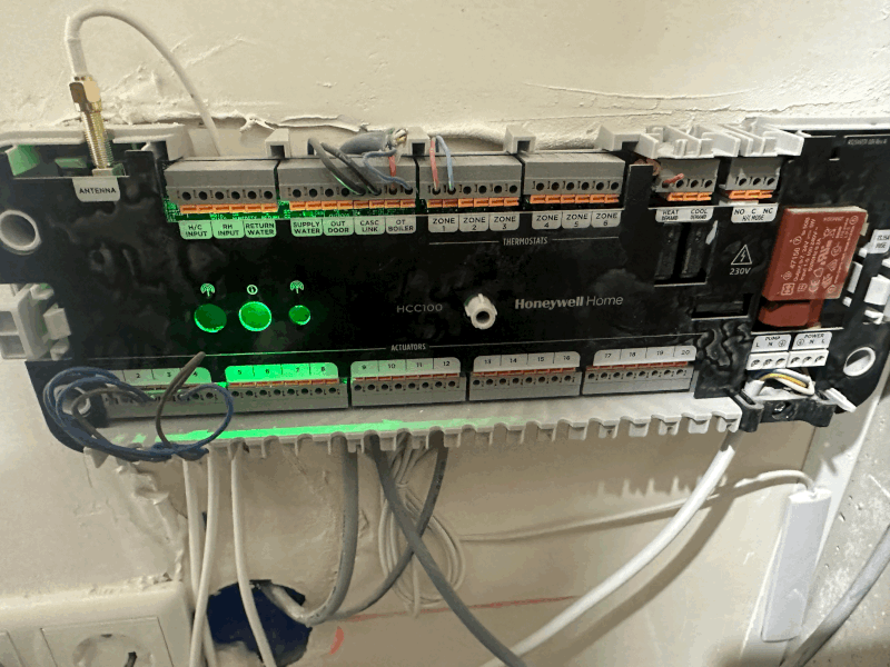 Afbeeldingslocatie: https://tweakers.net/i/B7_2lFVvqyFqatIagHbBcO0rQyU=/800x/filters:gifsicle():strip_exif()/f/image/kHGgv6eqEHgj20RCHKZgpiwj.gif?f=fotoalbum_large