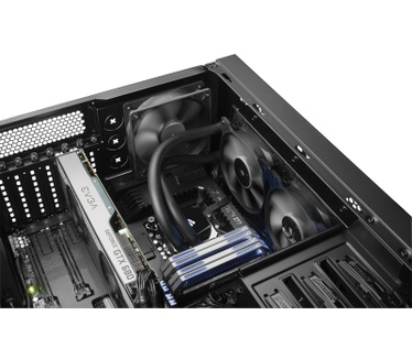 Corsair Carbide 330R Zwart
