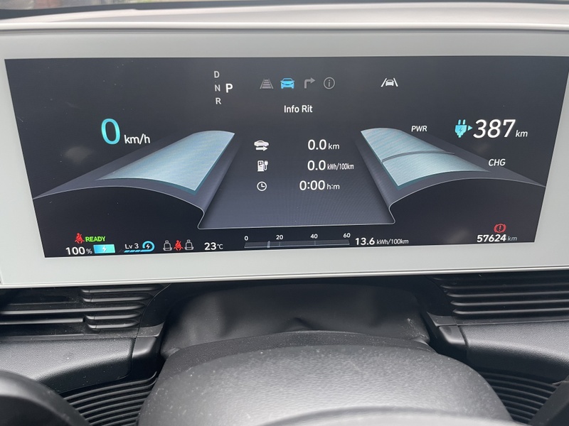Afbeeldingslocatie: https://tweakers.net/i/B9t83RRqvKc1oHUH6jy2WCubHm8=/800x/filters:strip_icc():strip_exif()/f/image/ix4uo2zRC4KfCsLeRpTM01ep.jpg?f=fotoalbum_large