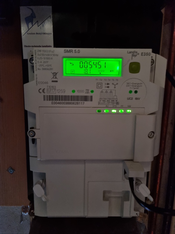 Afbeeldingslocatie: https://tweakers.net/i/BDiZ7V4HLT-oFqu-PHstSseiwDQ=/x800/filters:strip_icc():strip_exif()/f/image/nOaeOHZXwcTCZl0ICafO5Ack.jpg?f=fotoalbum_large