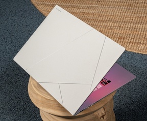ASUS Zenbook S 16 UM5606WA
