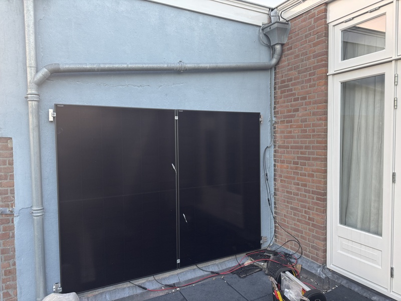 Afbeeldingslocatie: https://tweakers.net/i/BHBaPvt48C_3wZ3BWRO6G33p1_M=/800x/filters:strip_icc():strip_exif()/f/image/QhLbcU8Hsm7bX0FQP30diObv.jpg?f=fotoalbum_large