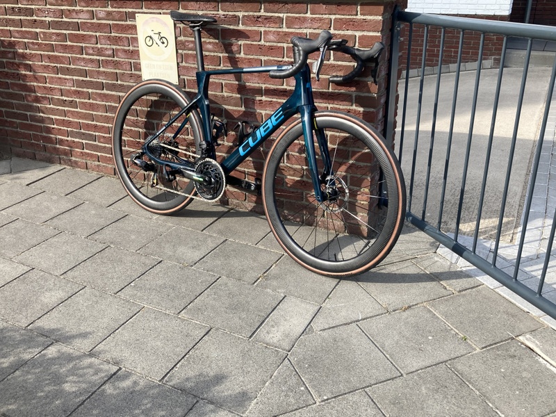 Afbeeldingslocatie: https://tweakers.net/i/BNP1PIURHEWdT9gV6TxEauJZrVw=/800x/filters:strip_icc():strip_exif()/f/image/m5MDctq4QN8FHXyeId4bCWG4.jpg?f=fotoalbum_large
