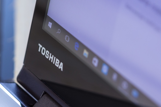 Toshiba Satellite Radius 12