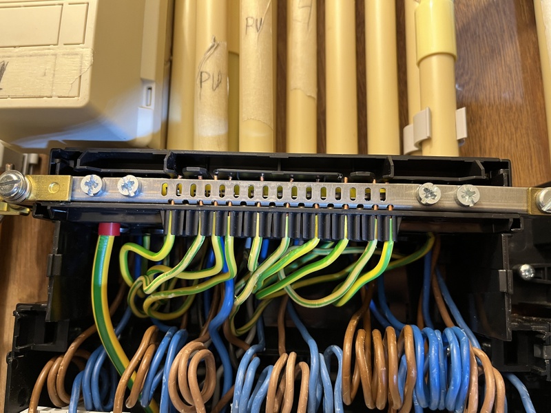Afbeeldingslocatie: https://tweakers.net/i/BNczAVtvG9cHCN-mMGjyBOOQukg=/800x/filters:strip_icc():strip_exif()/f/image/5MOL7lPVhM1xldFzfI601KgM.jpg?f=fotoalbum_large