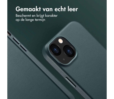 Accezz MagSafe Leather Backcover iPhone 13 - Donkergroen