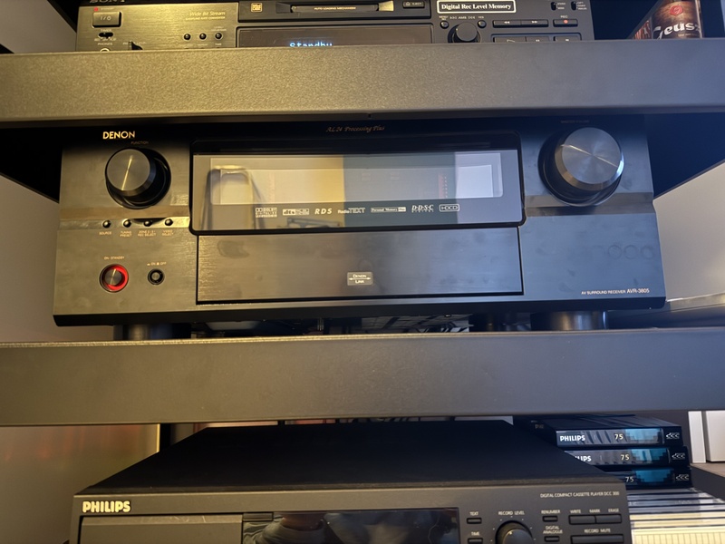 Afbeeldingslocatie: https://tweakers.net/i/BSCRDWy08suS4zo1l2iSqRkWltM=/800x/filters:strip_icc():strip_exif()/f/image/Up6EI2a52l2GvyhGOx4j9o6q.jpg?f=fotoalbum_large