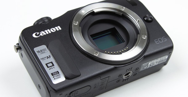 Canon EOS M grip Canon EOS M grip