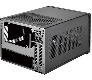 Silverstone Sugo Series 13 (plastic front panel met nep aluminium finish)