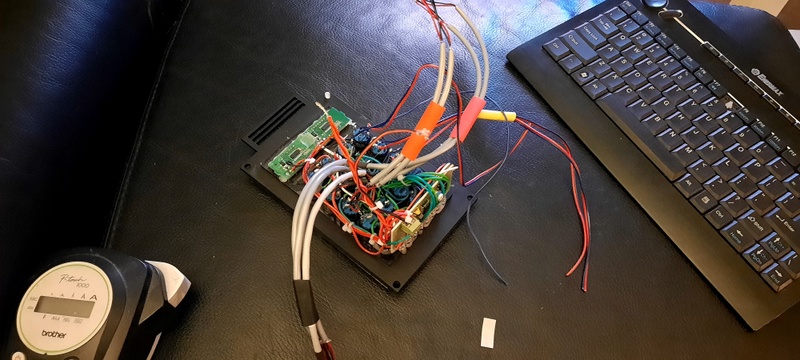 Afbeeldingslocatie: https://tweakers.net/i/BWlFH4WC8GONwOffILPh2KMKApA=/800x/filters:strip_icc():strip_exif()/f/image/xYvIOnJFhMzh3twzXf9nrIke.jpg?f=fotoalbum_large
