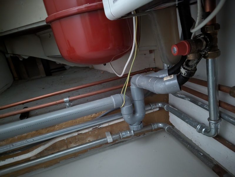 Afbeeldingslocatie: https://tweakers.net/i/B_WeKSx3H28p0uwksKfg7m7lPPQ=/800x/filters:strip_icc():strip_exif()/f/image/OYfFaONufvk7nvB2j8300cQw.jpg?f=fotoalbum_large