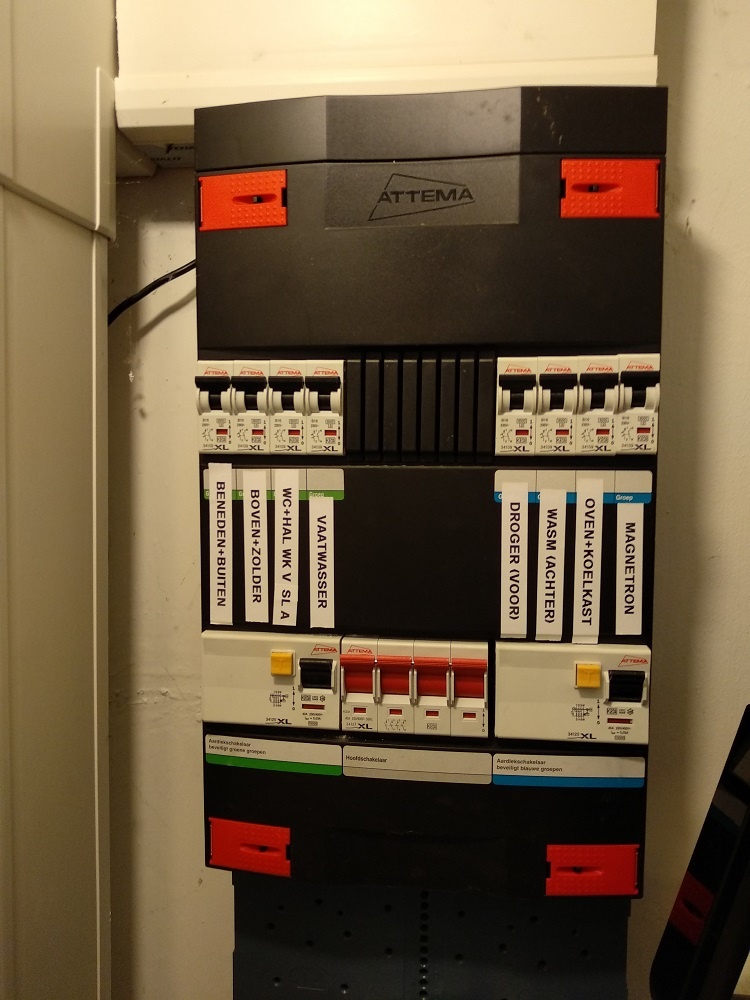 Afbeeldingslocatie: https://tweakers.net/i/BbVr6CcCqkxGHs8dJmhezkCu_vc=/f/image/7mHzyuXz4xD1W6s1H5A7iEah.jpg