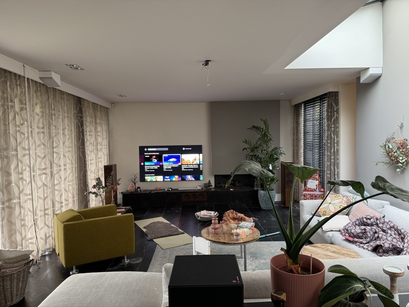 Afbeeldingslocatie: https://tweakers.net/i/BdujvO6bazY8Q5NX6MuDnbqsfko=/800x/filters:strip_icc():strip_exif()/f/image/IVN9LLPoblcLXPdOeh0HoVwK.jpg?f=fotoalbum_large