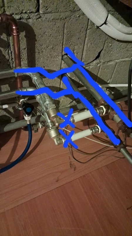 Afbeeldingslocatie: https://tweakers.net/i/BeHu05guCE2GekrPpcN0vM0fxG0=/fit-in/4920x3264/filters:max_bytes(3145728):no_upscale():strip_icc():strip_exif()/f/image/A0ZrgTPeQgBy6sHrm1NLgemf.jpg?f=user_large