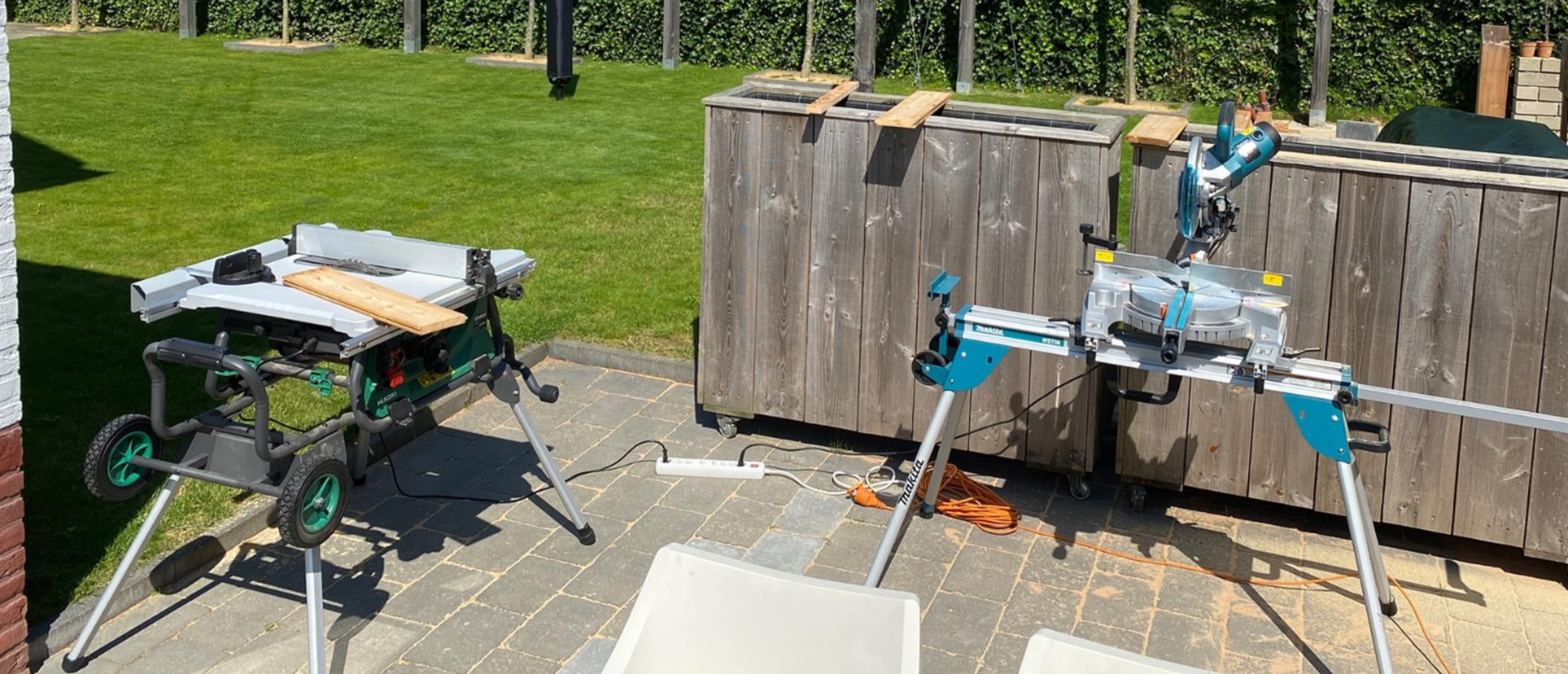Afbeeldingslocatie: https://tweakers.net/i/BfNR2hrHbcu-BnZtCL-vw-9Gioo=/full-fit-in/4000x4000/filters:no_upscale():fill(white):strip_exif()/f/image/E6xuSiUQdJdlK3ZuydEWewlq.png?f=user_large