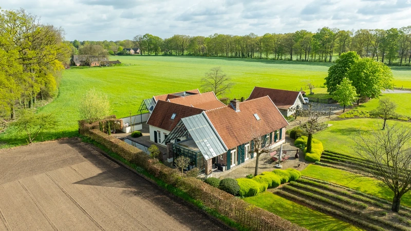 Afbeeldingslocatie: https://tweakers.net/i/Bgn9OQfVniqZj9j94iT2GfwNYvM=/800x/filters:strip_exif()/f/image/CU0EQmExda0xLh9dppW5wVjA.webp?f=fotoalbum_large