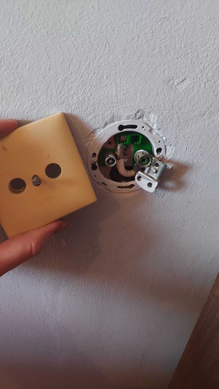 Afbeeldingslocatie: https://tweakers.net/i/Bi4agRxMZx1CKjwG2SIg1kZqfuc=/x800/filters:strip_icc():strip_exif()/f/image/Q3Zb6JtzRtBSJXUF6J1TF0OK.jpg?f=fotoalbum_large