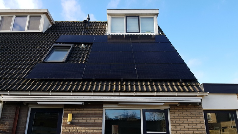 Afbeeldingslocatie: https://tweakers.net/i/Bj-lXc9AHZMya5NZY4_tcex2iZI=/800x/filters:strip_icc():strip_exif()/f/image/X4AmrfXbVKO5ao5fZWxn8TWD.jpg?f=fotoalbum_large