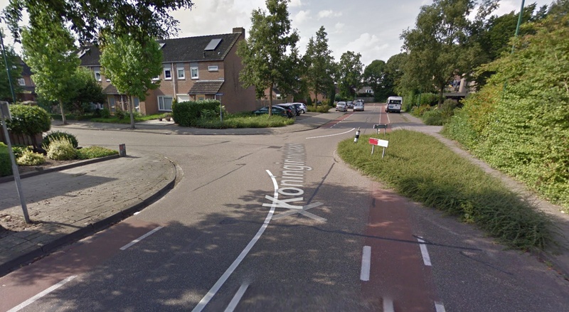 Afbeeldingslocatie: https://tweakers.net/i/BkCUGM4MnEMOv__stJDBIirwt_A=/800x/filters:strip_icc():strip_exif()/f/image/KeDciqs4bTCfCv38nICl6tEI.jpg?f=fotoalbum_large