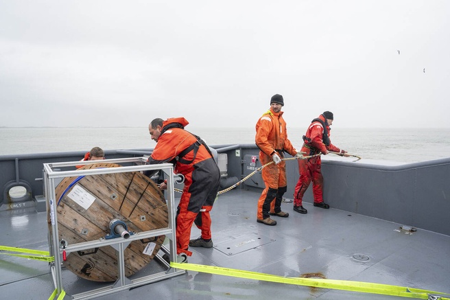Aswinabo Defensie glasvezelkabel onderzeeboten