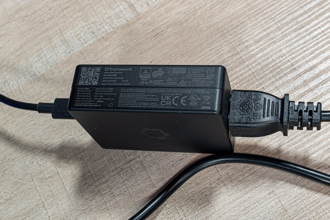 Framework 100W oplader