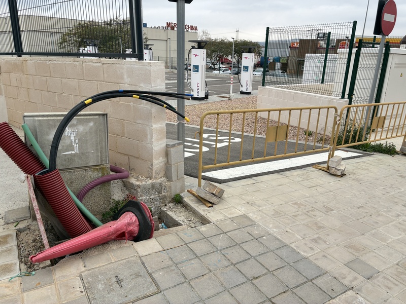 Afbeeldingslocatie: https://tweakers.net/i/Bt6DMHpHKUZ42tohS9dT-fLayIY=/800x/filters:strip_icc():strip_exif()/f/image/g71AyurhSAIKkJQBfb498Ox6.jpg?f=fotoalbum_large