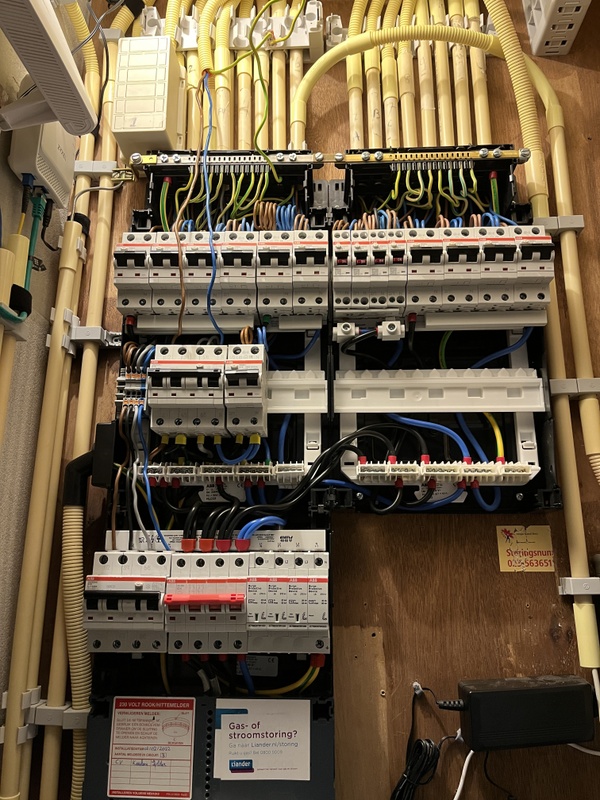 Afbeeldingslocatie: https://tweakers.net/i/Bux-5A9Yhaef8z8e6OcuDOeJZtM=/x800/filters:strip_icc():strip_exif()/f/image/CuGa8f14RlWSQNvKBfk6lZmk.jpg?f=fotoalbum_large