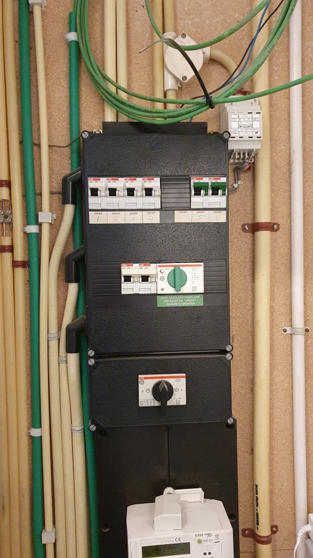 Afbeeldingslocatie: https://tweakers.net/i/BwWoP6FcKor-wJUS62ICn08BhZg=/x800/filters:strip_icc():strip_exif()/f/image/ogSg0m3fJSLO2mMc1ZjcBLkh.jpg?f=fotoalbum_large