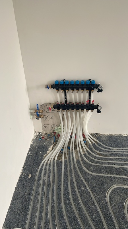 Afbeeldingslocatie: https://tweakers.net/i/Byc0Hl7f6Nu3lzmn5qFPwWo6Wno=/x800/filters:strip_icc():strip_exif()/f/image/qc8CEURAhFEWhJbV55uLRSx7.jpg?f=fotoalbum_large