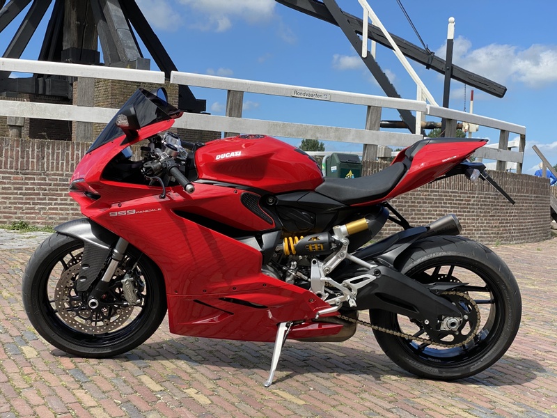 Afbeeldingslocatie: https://tweakers.net/i/C2McFawQI8RQGh8YC2WoWGPS03s=/800x/filters:strip_icc():strip_exif()/f/image/rPaXgWP9YOBhurlPO7KvsYsp.jpg?f=fotoalbum_large