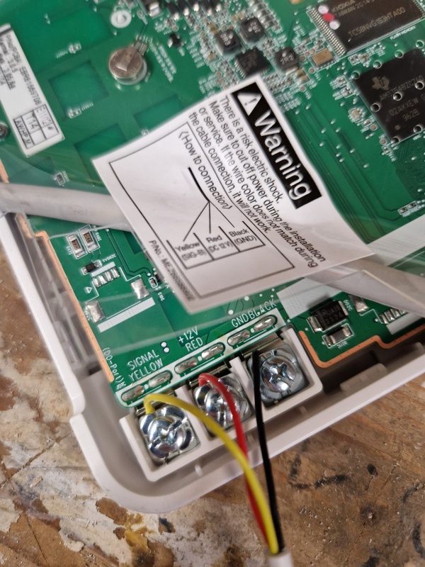 Afbeeldingslocatie: https://tweakers.net/i/C654Xj1T43qArB7vCrtt1oz-WFo=/x800/filters:strip_icc():strip_exif()/f/image/7Dd6qZNunQm6oMR6n8mOMgXv.jpg?f=fotoalbum_large