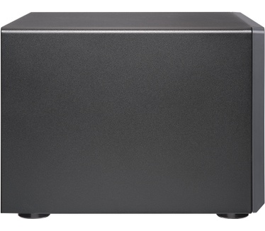 QNAP TVS-882BR