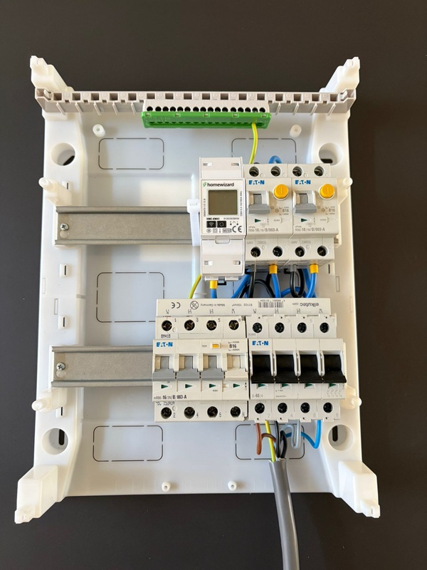 Afbeeldingslocatie: https://tweakers.net/i/C9c3sFqHdXnfqEyx4-SqW8Nan9U=/x800/filters:strip_icc():strip_exif()/f/image/ZVvcocfK6O3amnxC2e5AEtWs.jpg?f=fotoalbum_large