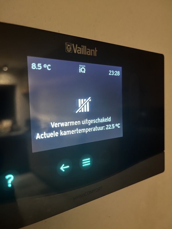 Afbeeldingslocatie: https://tweakers.net/i/CATudR5dX2MH9jqgmK6Y6MC3mZI=/x800/filters:strip_icc():strip_exif()/f/image/p1XOE4b6eBiI69eiZl2G70cA.jpg?f=fotoalbum_large