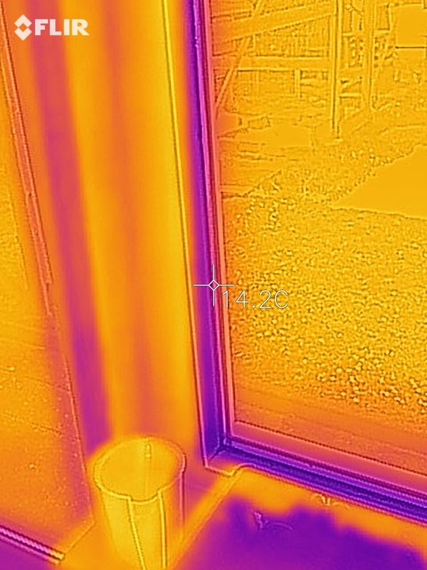 Afbeeldingslocatie: https://tweakers.net/i/CAbjeu0Bu6d281qavLOTphW-jpQ=/x800/filters:strip_icc():strip_exif()/f/image/4JszanMDDicHd3YM22eKXLq5.jpg?f=fotoalbum_large