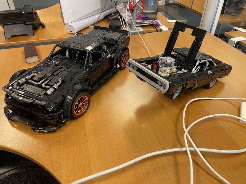 Afbeeldingslocatie: https://tweakers.net/i/CDQWmEjPQz5I8FllYgfd1ayXCmw=/800x/filters:strip_icc():strip_exif()/f/image/PWAG2TXPlgwkUvAlQuaBXJE2.jpg?f=fotoalbum_large