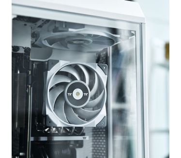 Thermaltake TOUGHFAN 12