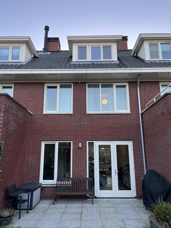 Afbeeldingslocatie: https://tweakers.net/i/CDk54dGaWWbz_xJNPlT80o6IVgI=/x800/filters:strip_icc():strip_exif()/f/image/TC1v6YVZfSUrjSUxdgH4kpwr.jpg?f=fotoalbum_large