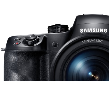 Samsung NX1 + 16-50mm F2-2.8 S ED OIS + 50-150mm 2.8 S ED OIS i-Function Zwart