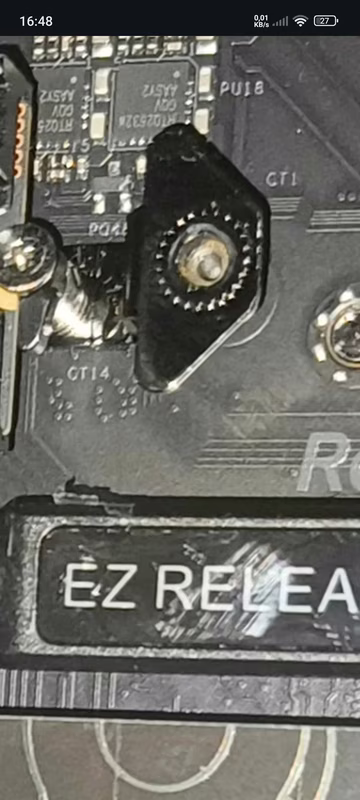 Afbeeldingslocatie: https://tweakers.net/i/CFS1ja7BepNV0dpdcMUiUqaKovo=/x800/filters:strip_exif()/f/image/0PE3GgjMRwhOgBs6BhpY69k3.avif?f=fotoalbum_large